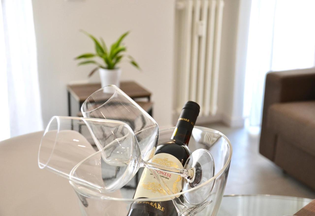 Flats4Rent Nikos Appartement Verona Buitenkant foto
