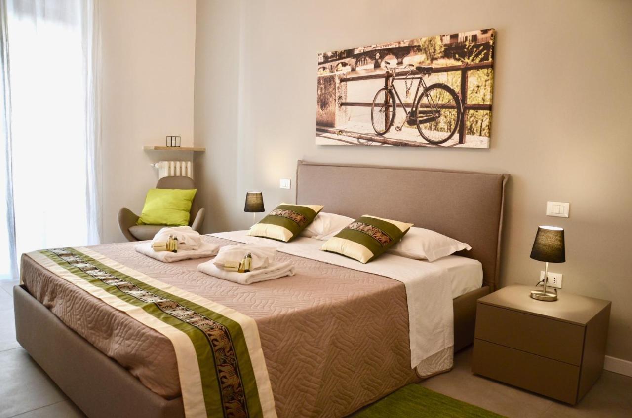 Flats4Rent Nikos Appartement Verona Buitenkant foto