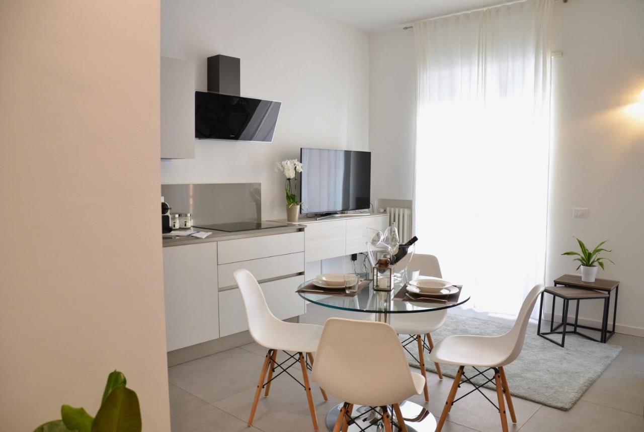 Flats4Rent Nikos Appartement Verona Buitenkant foto