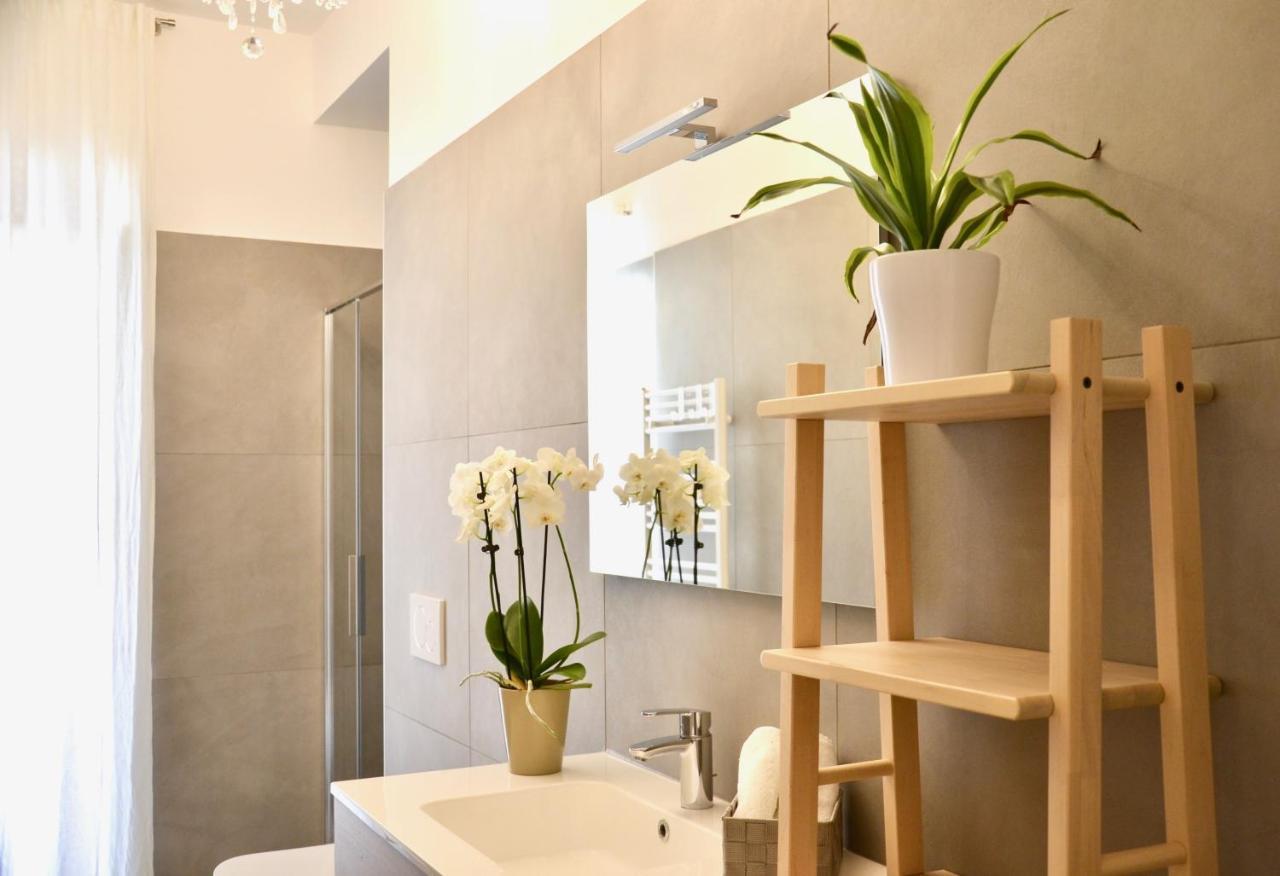 Flats4Rent Nikos Appartement Verona Buitenkant foto